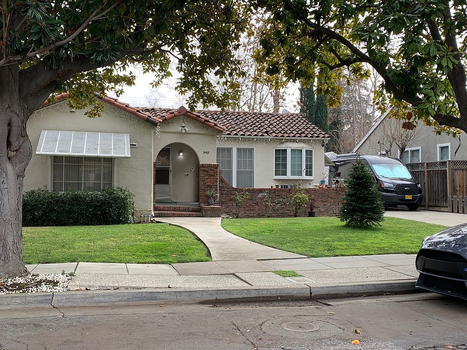 1st image of 980 Ellis Ave