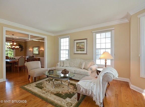 3rd image of 40W664 Blue Lake Cir N