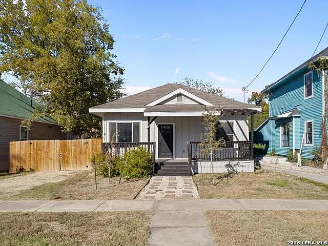 131 Chicago Blvd — Photo 1