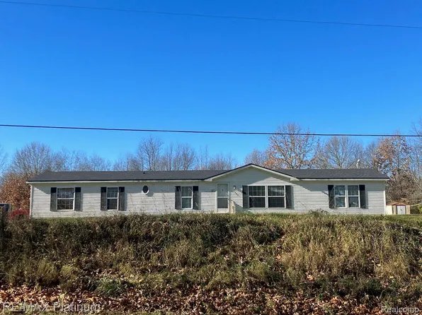 1288 Fox Rd, Jackson, MI 49201