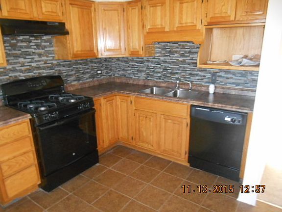 2nd image of 704 E 193rd Pl