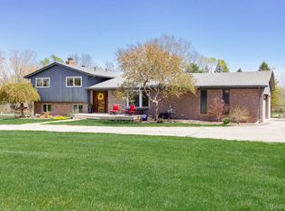 3379 Hixon Rd, Rochester, MI 48306