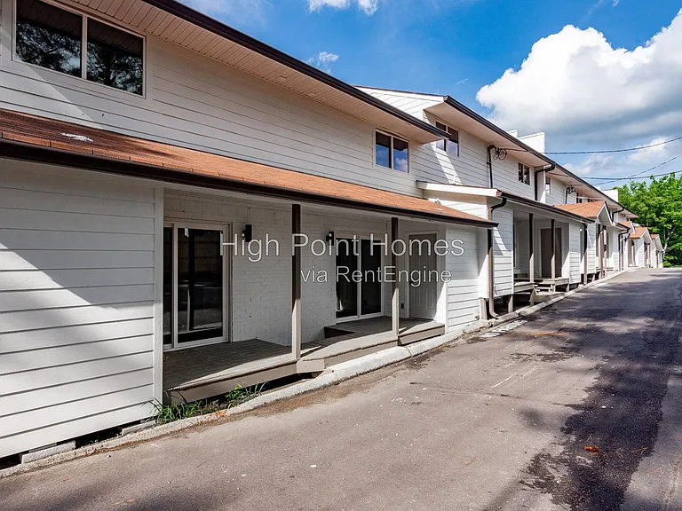 400 Gallery Ln #B-7 — Photo 26