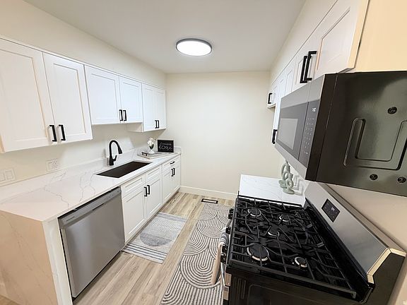 3rd image of 127 E 1100 N APT 4