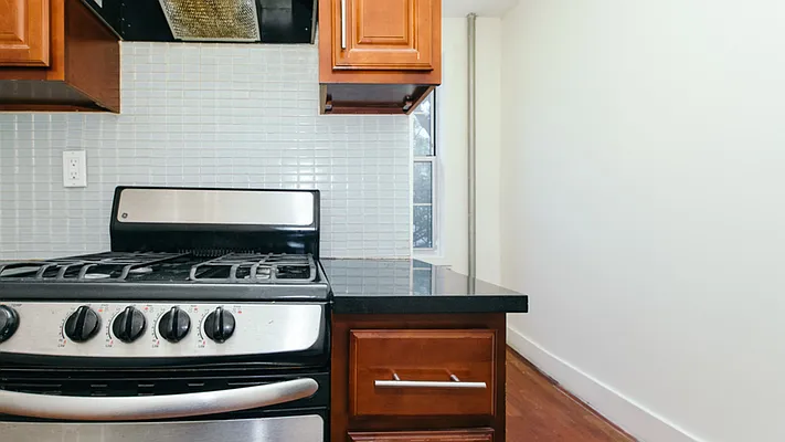 Rented by Nooklyn NYC LLC | media 21