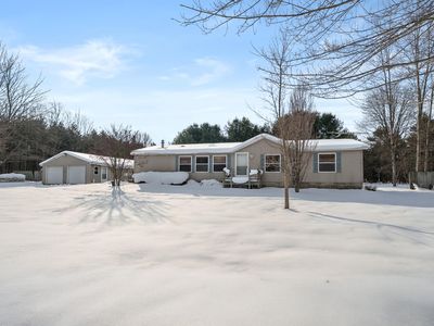 29541 40th Ave, Paw Paw, MI, 49079