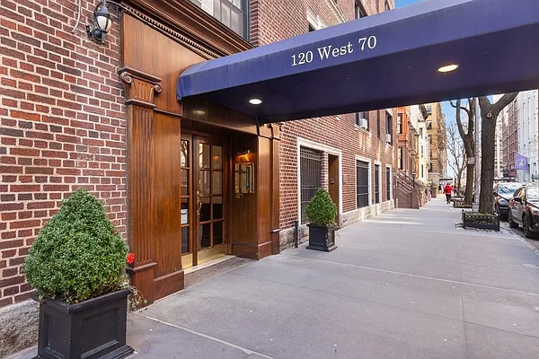 Sold by Vesta New York LLC | media 12