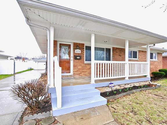 4th image of 5538 Maplewood Dr