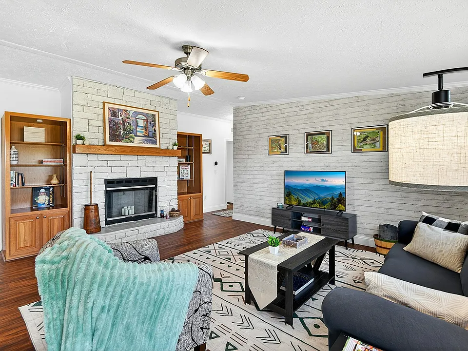 218 Kincheloe Rd