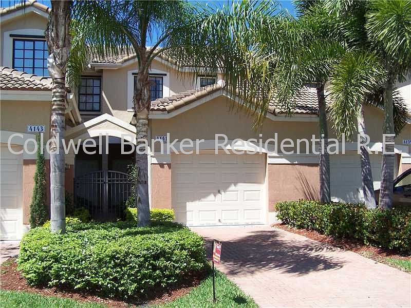 1st image of 4141 Briar Ln