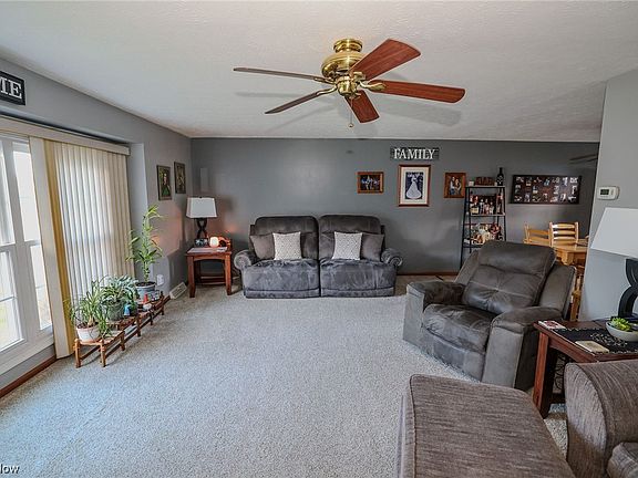 2nd image of 261 E Overlook Dr