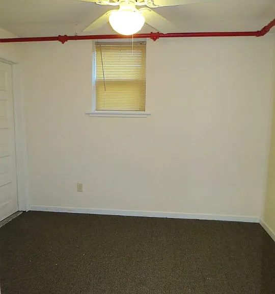 358 E Lakeside St — Photo 13