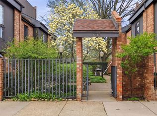 6 Foster Sq, Pittsburgh, PA 15212