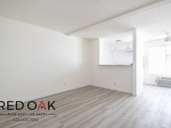 2nd image of 5624 Fair Ave #206