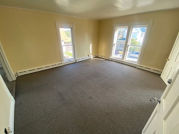 5th image of 615 Spring St APT 2F