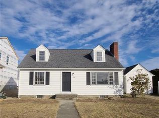 42 Magnolia St, Cranston, RI 02910