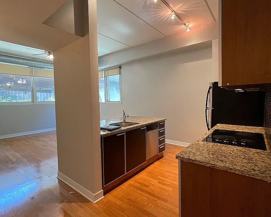 1st image of 660 W Wayman St Unit 104