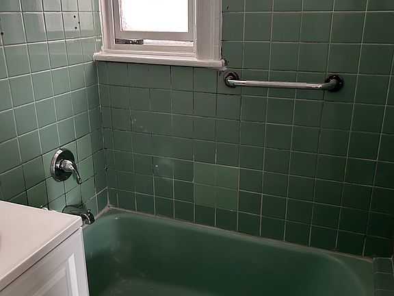 4th image of 2836 Zulette Ave Floor 2