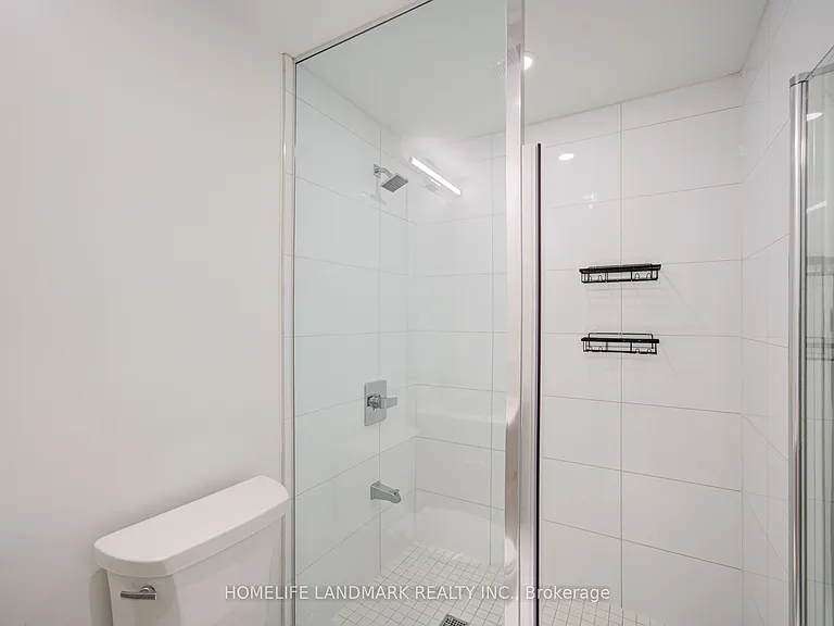 395 Bloor St E #2302 — Photo 22