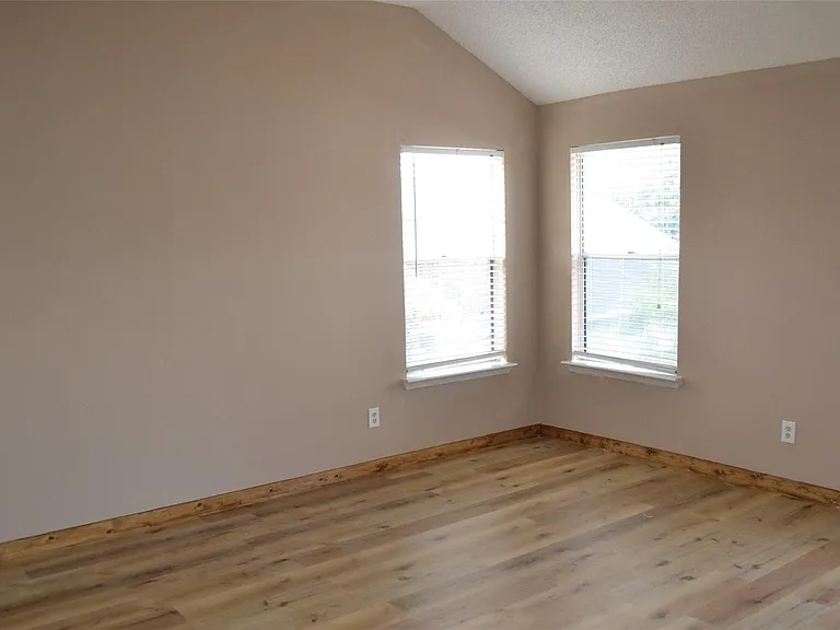 4203 Field Meadow Dr — Photo 25