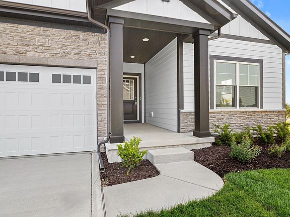 2nd image of 11045 Delta Dr