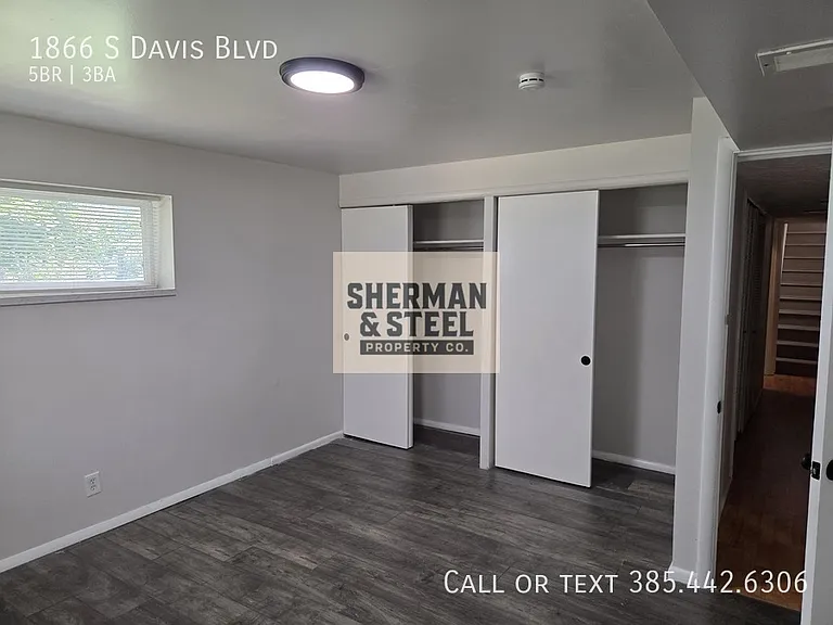 1866 S Davis Blvd — Photo 32