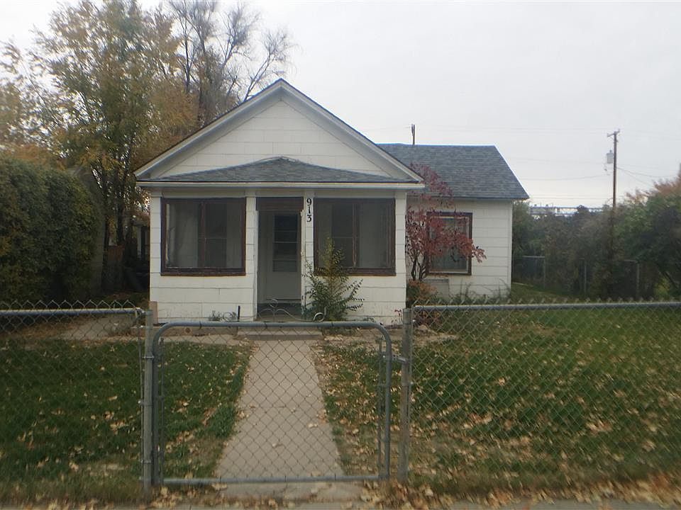 1st image of 913 Coburn Ave