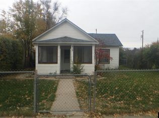 913 Coburn Ave, Worland, WY 82401