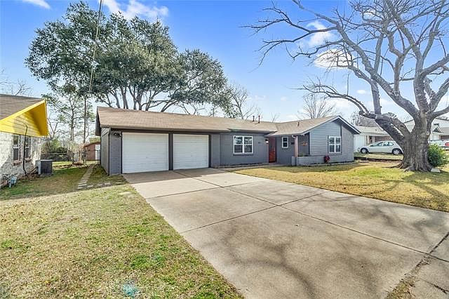 1st image of 311 Wilshire Dr