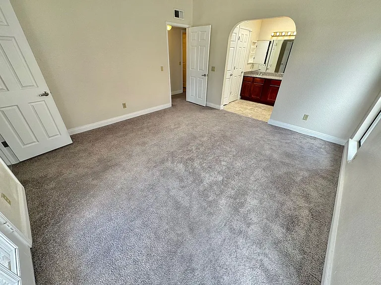 811 Bass Dr #C — Photo 18