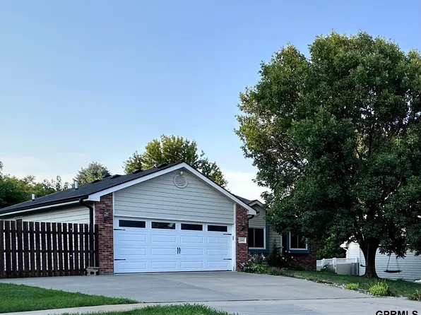 3322 Canyon Rd, Lincoln, NE 68516
