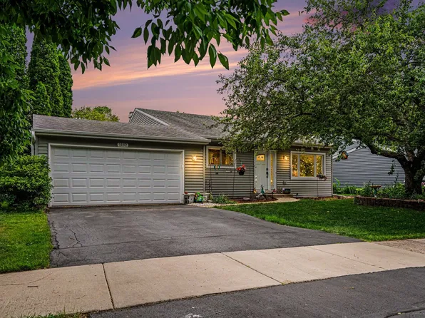 1132 Wishing Well Ln, Naperville, IL 60564