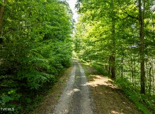 14 Imperial Ridge Dr, Butler, TN 37640