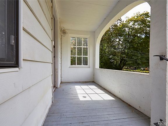 5th image of 1902 Corbet Dr NW