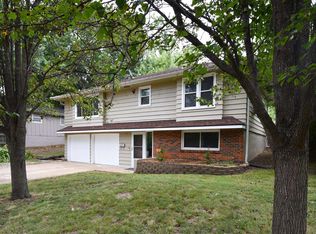4318 SW 30th St, Topeka, KS 66614