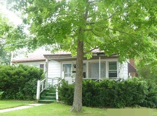 2111 N Hampton Ct, Peoria, IL