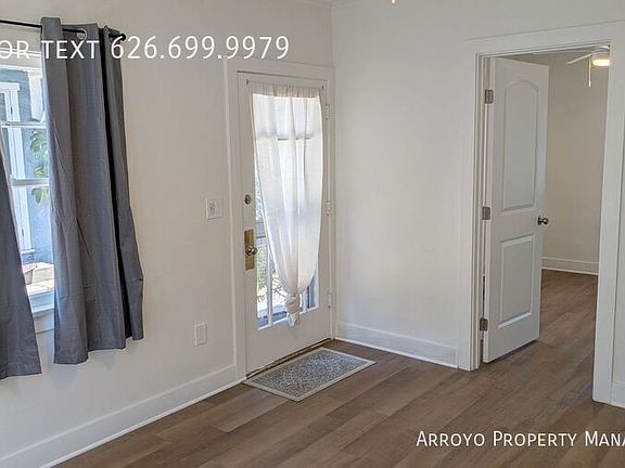 4th image of 140 1/2 Melrose Ave