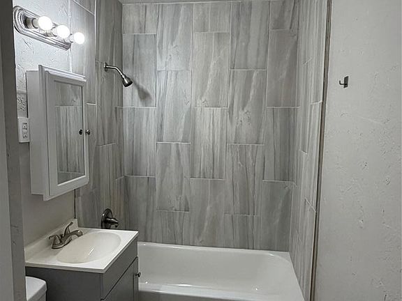 4th image of 510 N Marshall Dr