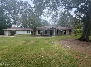 702 Audubon Point Dr, Brandon, MS 39047