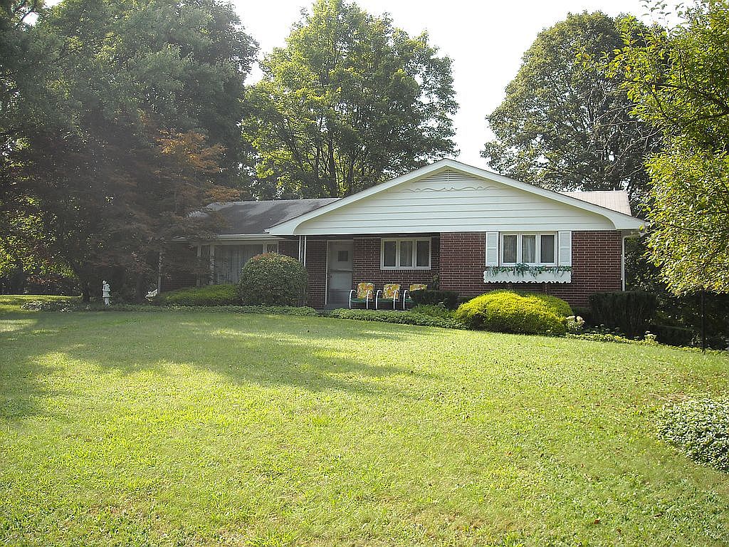 2215 Bakerstown Rd, Tarentum, PA 15084 Zillow