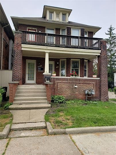 1st image of 849 Ashland St #1