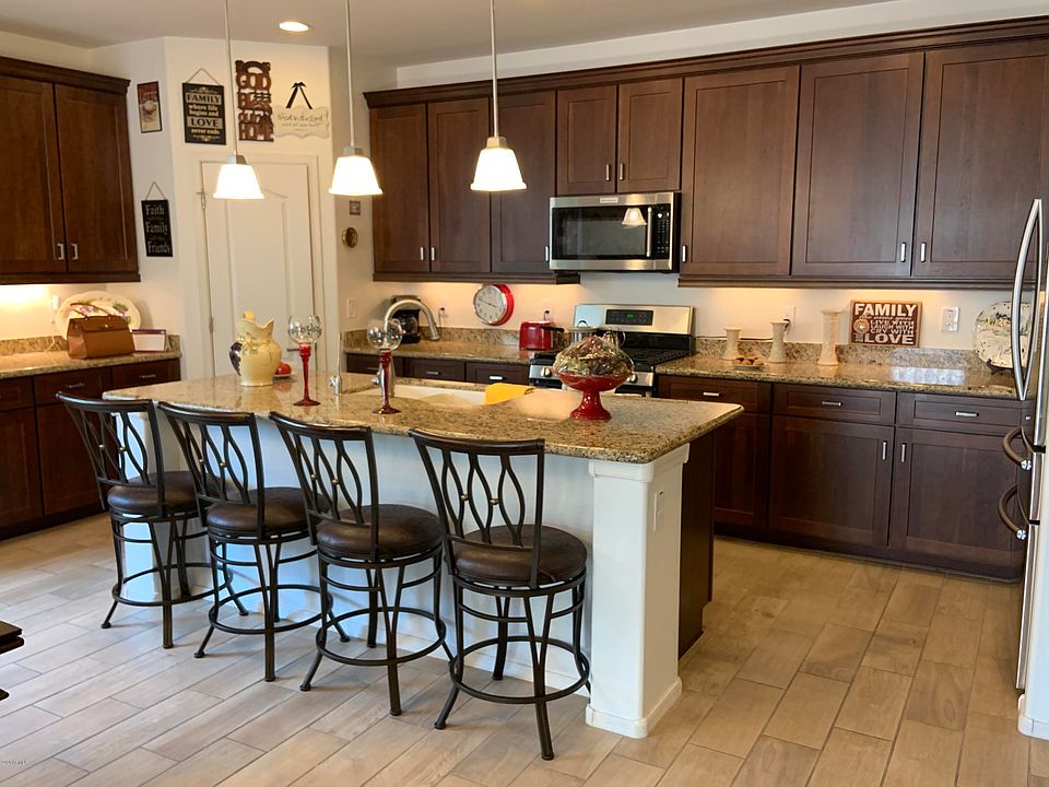 1st image of 12040 W Lariat Ct