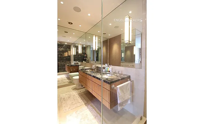 Rented by Engel & Völkers New York City | media 43