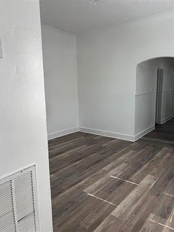 2115 Mandeville St — Photo 5