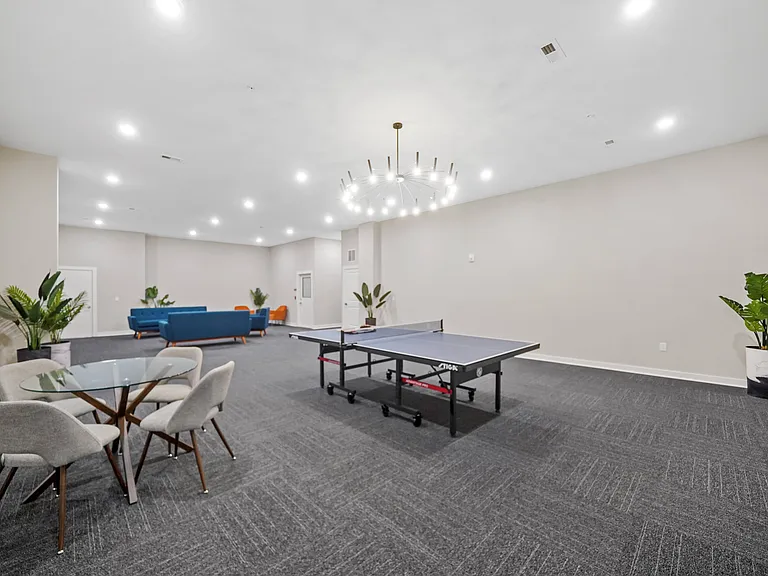 Vernon Lofts — Photo 6
