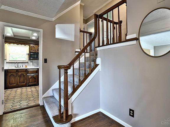 5th image of 3455 Moonridge Dr