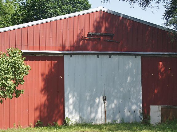 large barn for workshop or storage