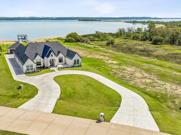 1804 Laguna Bay S, Azle, TX 76020