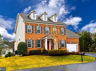 5104 Hirst Valley Way, Centreville, VA 20120
