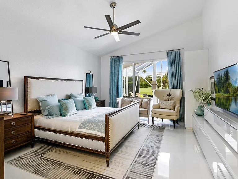 8270 Spyglass Dr — Photo 15